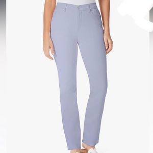 Like new Gloria Vanderbilt  Womens Amanda jeans
